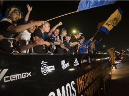 Los jugadores de la UANL celebraron el título junto con sus aficionados. MEXSPORT / J. Martínez