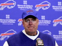 Durante sus dos temporadas como mandamás de Búfalo, Ryan registró 15 victorias y 16 derrotas. AP / ARCHIVO