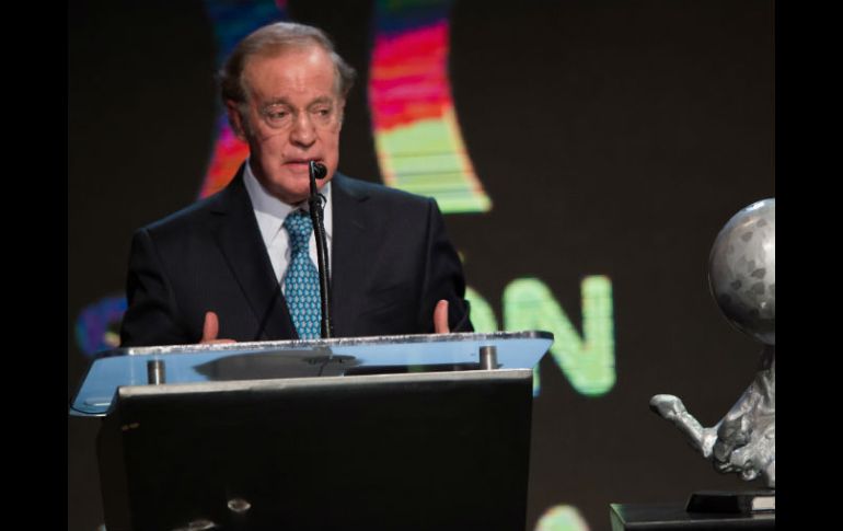 Los usuarios de Twitter muestran reacciones encontradas ante la disculpa del periodista. MEXSPORT / ARCHIVO