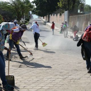 Alistan limpieza ante llegada de turistas por fiestas de Cajititlán