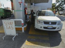 La escasez del combustible afectó a los tapatíos en el cierre del año. EL INFORMADOR / M. VARGAS