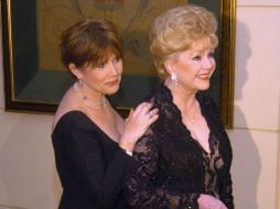 La muerte de la actriz Debbie Reynolds tras el deceso de su hija Carrie Fisher, podría ser causada por el síndrome Takotsubo. EFE / R. Henderson