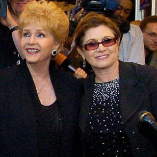 Celebrarán en forma conjunta funerales de Fisher y Reynolds