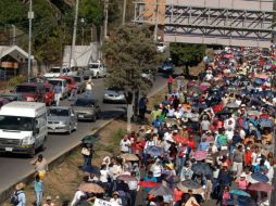 Los inconformes bloquearon en su totalidad la autopista, lo que generó caos vehicular en ambos sentidos. NTX / ARCHIVO