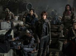 El filme evoca el destino de un hombre y una mujer que van en estado de hibernación hacia otro planeta. TWITTER / @RogueOneMovie