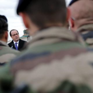 El 2017 será el año de victoria contra el terrorismo: Hollande