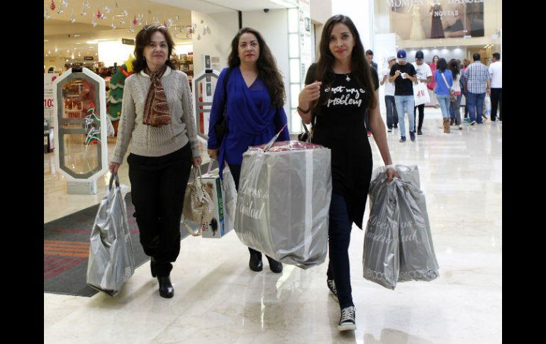 La caída en la confianza del consumidor pudiera ser un factor importante en las decisiones de compra en los siguientes meses. EL INFORMADOR / ARCHIVO