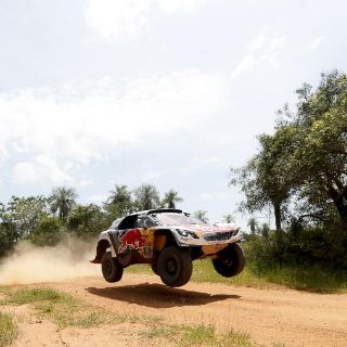 Francés gana en autos segunda etapa del Rally Dakar