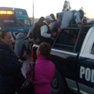 Patrullas apoyan con traslados ante el paro camionero