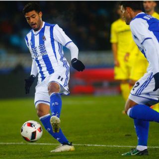 Vela anota en triunfo de Real Sociedad sobre Villarreal