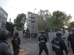 Miguel Ángel Mancera informó que hasta las 20:55 se tenía registro de 14 robos a tiendas con 43 detenidos. SUN / A. Acosta