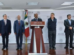 El subsecretario de Gobierno, René Juárez Cisneros informó en conferencia de prensa sobre las detenciones. NTX /