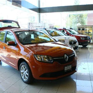 Venta de automóviles rompe récord en 2016