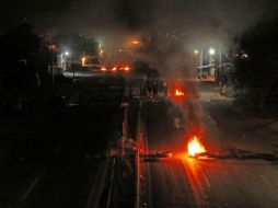 Los bloqueos y manifestaciones son para protestar en contra del gaolinazo. EFE / N. Cruz