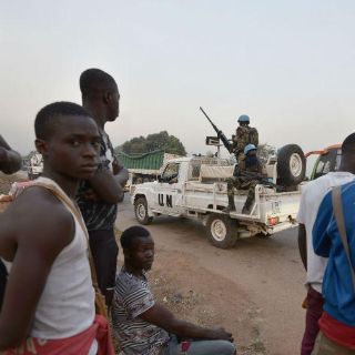 Denuncian amotinamientos de militares disidentes en Costa de Marfil