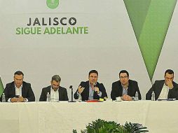 Este domingo, el gobernador Aristóteles Sandoval anuncio varias medidas ante el alza del precio de la gasolina. FACEBOOK / Aristóteles Sandoval