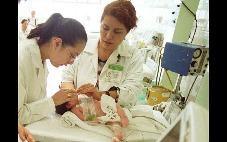 En Jalisco nacen 50 mil bebés al año, el proyecto busca que todos sus cordones umbilicales sean donados. EL INFORMADOR / ARCHIVO