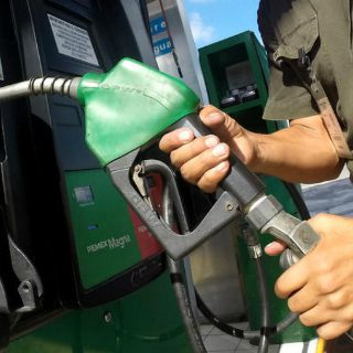 Meade se reúne con integrantes de la Conago