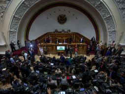 La mayoría del Parlamento consideró que el desempeño de Maduro está al margen de las funciones constitucionales de la presidencia. EFE / M. Gutiérrez