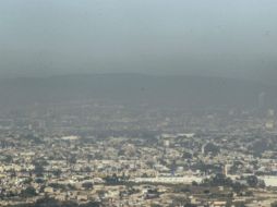 El gobierno municipal de Tlajomulco recomienda a la ciudadanía reducir el uso del automóvil para disminuir la contaminación. EL INFORMADOR / ARCHIVO