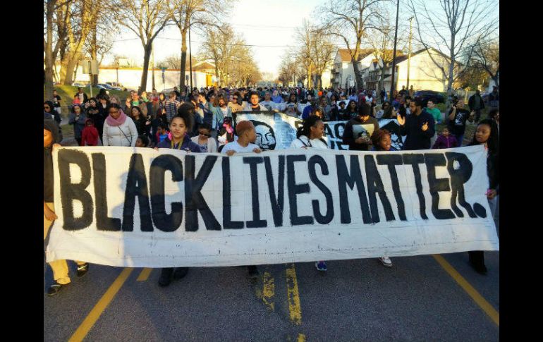 Grupos universitarios han convocado marchas que reivindican la causa de discriminación racial. TWITTER / @SOAS