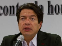 Mario Delgado señaló que el partido ha publicado información sobre cómo afecta el gasolinazo. NTX / ARCHIVO