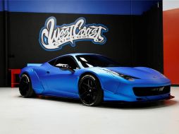 El auto fue modificado para el cantante por el famoso taller West Coast Customs. ESPECIAL / www.barrett-jackson.com
