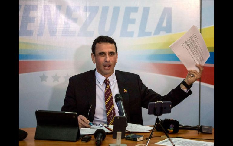 Henrique Capriles denunció que la apertura de un expediente en su contra, es una maniobra del gobierno para su inhabilitación política. EFE / M. Gutiérrez