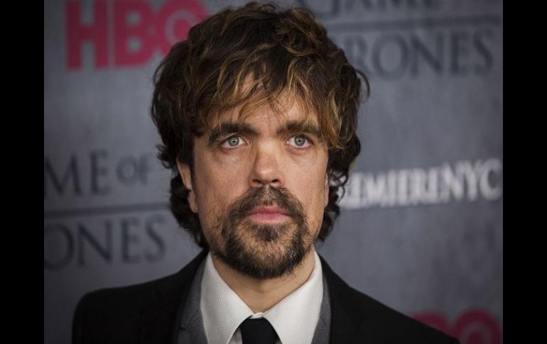 Peter Dinklage ganó un Globo de Oro por su papel de Tyrion Lannister. ESPECIAL /