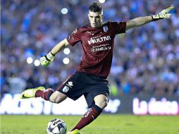 Por su calidad y actuaciones mostradas con Querétaro, el portero brasileño Tiago Volpi será observado para un llamado a selección. TWITTER / @TiagoVolpi