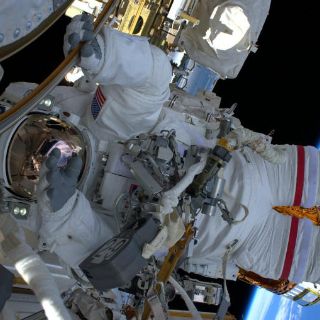 Astronautas concluyen trabajos de mejora en la EEI