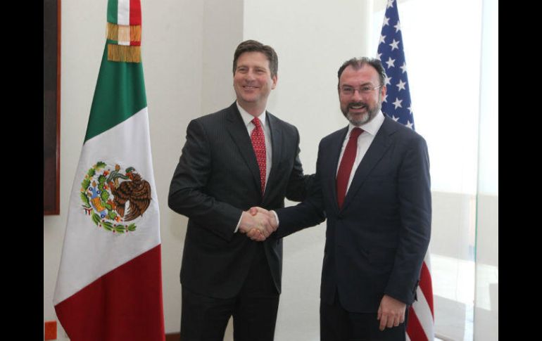 El canciller reconoció al gobierno de Arizona y a la ciudad de Phoenix por su continuo interés en la relación con México. NTX / ESPECIAL