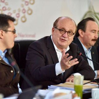 La Conago pide a Gobierno federal consensuar decisiones