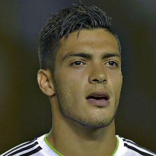 Los chinos quieren a Raúl Jiménez