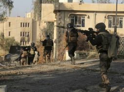 ‘’Vimos a los del EI congregándose en el edificio, así que lo volamos’’ dijo el sargento mayor de las fuerzas especiales. AP / K. Mohammed