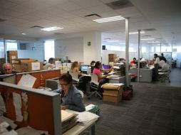 La oficina es nuestro segundo hogar, por ello es importante llegar a trabajar luego de un sueño reparador para evitar estrés. EL INFORMADOR / ARCHIVO