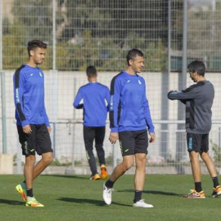 Espanyol y Diego Reyes confían en sumar ante el Valencia