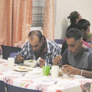 Voluntarios dan un millón de servicios al mes