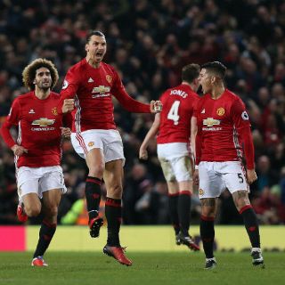 Manchester United sufre para empatar ante Liverpool