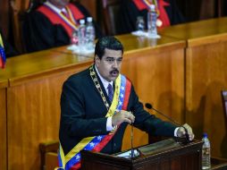 Nicolás Maduro entrega su cuenta al TSJ y no al Parlamento, como establece la Constitución. AFP / J. Barreto