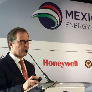 Empresa aeroespacial de EU mantiene inversiones en México