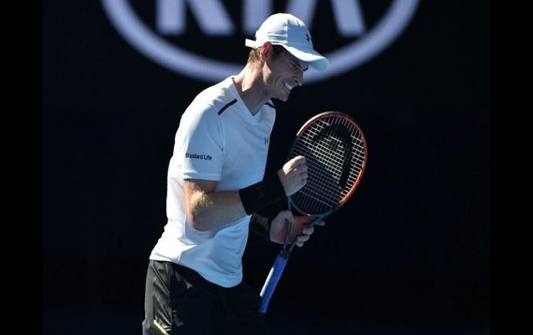 Andy Murray celebra su triunfo en las canchas de Melbourne. AFP / P. Parks