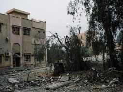 Cohetes lanzados por el EI impactaron la pasada madrugada sin ocasionar víctimas en los barrios de Al Qusur y Al Yura. AFP / D. Dilkoff