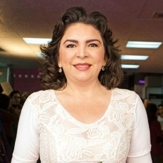 Ivonne Ortega pide licencia; buscará candidatura presidencial del PRI