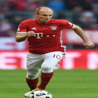 Arjen Robben renueva contrato con Bayern Múnich