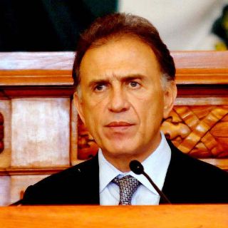 Gobierno de Duarte dio falsas quimioterapias a niños: Yunes