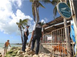 Vista exterior de la discoteca ubicada en Playa del Carmen, donde ocurrió la balacera. AP /