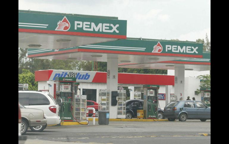Tras haber sido atacado, el hombre pidió ayuda en una gasolinera ubicada en San Juan de Ocotán. EL INFORMADOR / ARCHIVO
