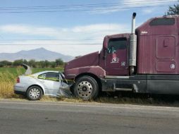 Los hechos sucedieron a la altura del poblado de Techaluta, por el municipio de Zacoalco. ESPECIAL /