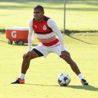 Carlos Salcido pide respetar el arbitraje